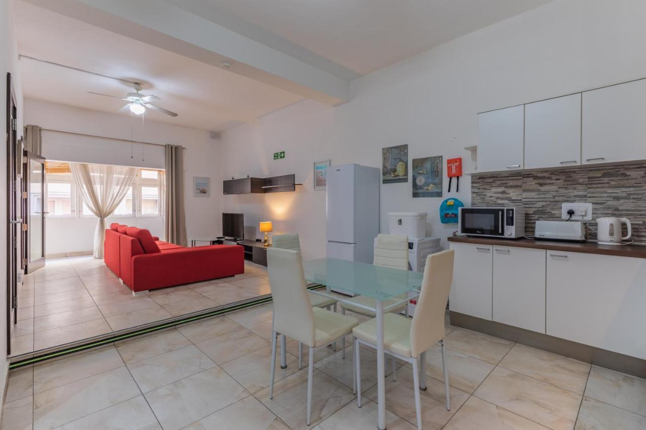 Bormla - Comfortable Two Bedroom Apartment Cospicua Extérieur photo